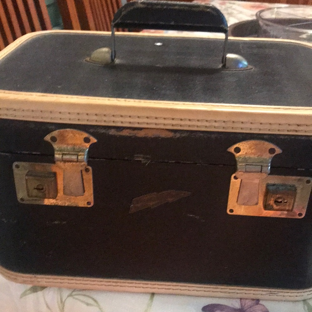 HORN Rice Stix St Louis Train Case Pennant One Vintage